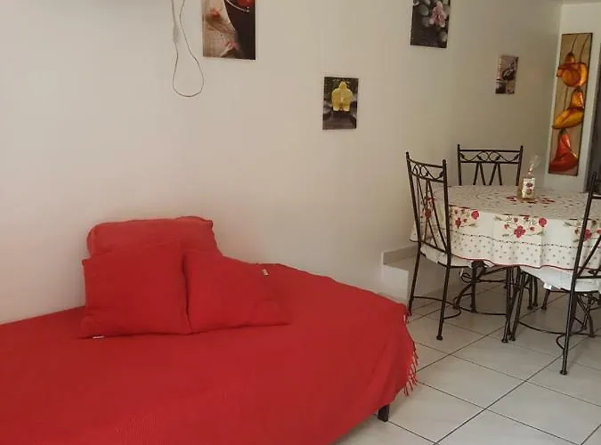 Casa Prescilia * 卢米奥